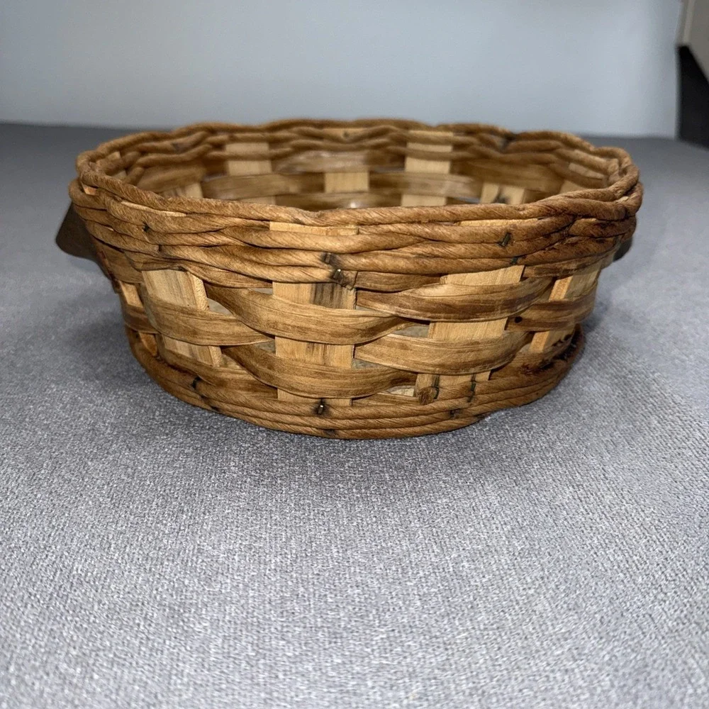 Vtg Pyrex Wicker Basket Leather Handles for 2-quart Casserole Dish 024.624.684